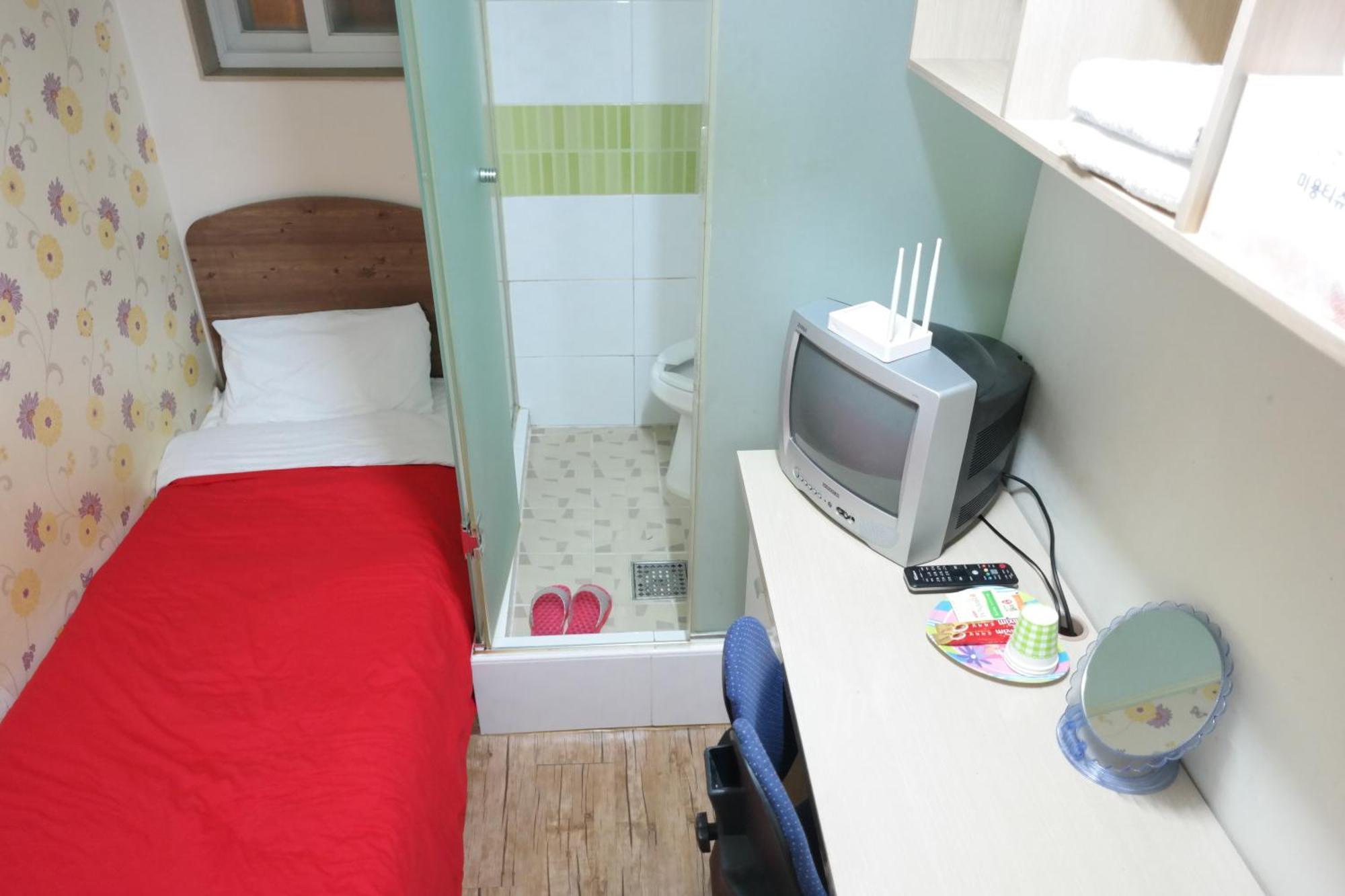 Myeongdong Story House Guest house